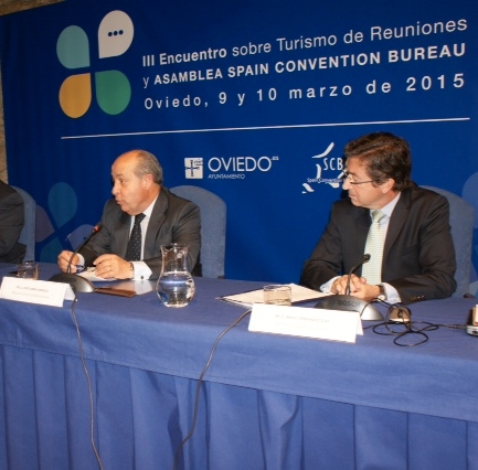 &copy;Ayto.Granada: EL SCB Y LA SECRETAR�A DE ESTADO DE TURISMO RENUEVAN SU COLABORACI�N PARA LA PROMOCI�N DE DESTINOS EN EL EXTERIOR